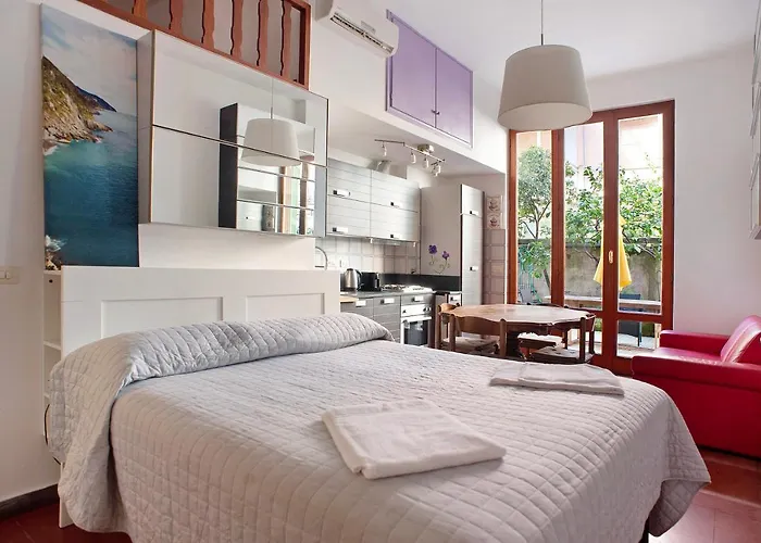 Rita Apartman *